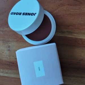 NIB Jones Road miracle balm mini, Chic